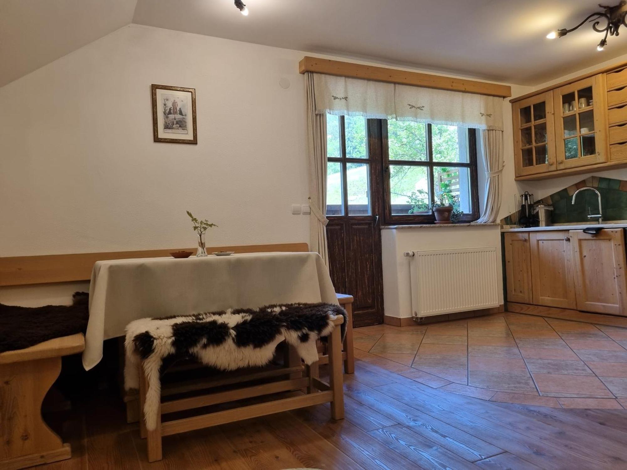 Apartments Pod Macesnovo Streho Solčava Eksteriør billede