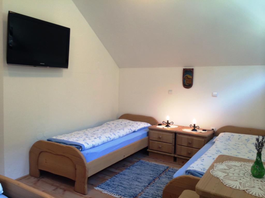 Apartments Pod Macesnovo Streho Solčava Eksteriør billede